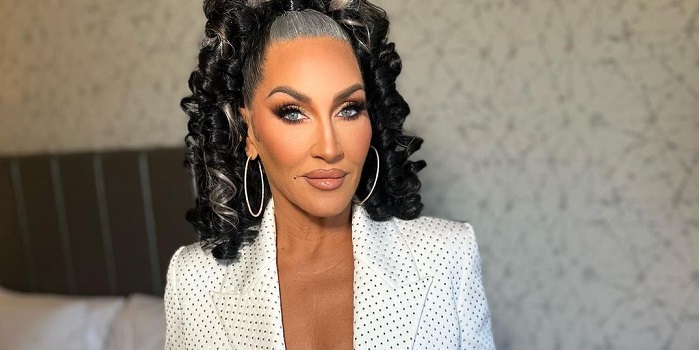 Michelle Visage dressed in formal attire