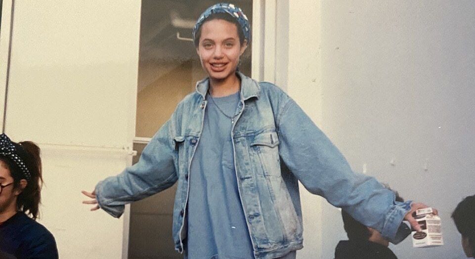 Top 20 Young Angelina Jolie Photos You’ve Never Seen Before - TVovermind