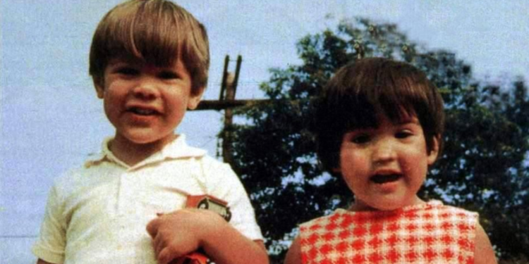 Keanu Reeves and his sister, Kim, as children