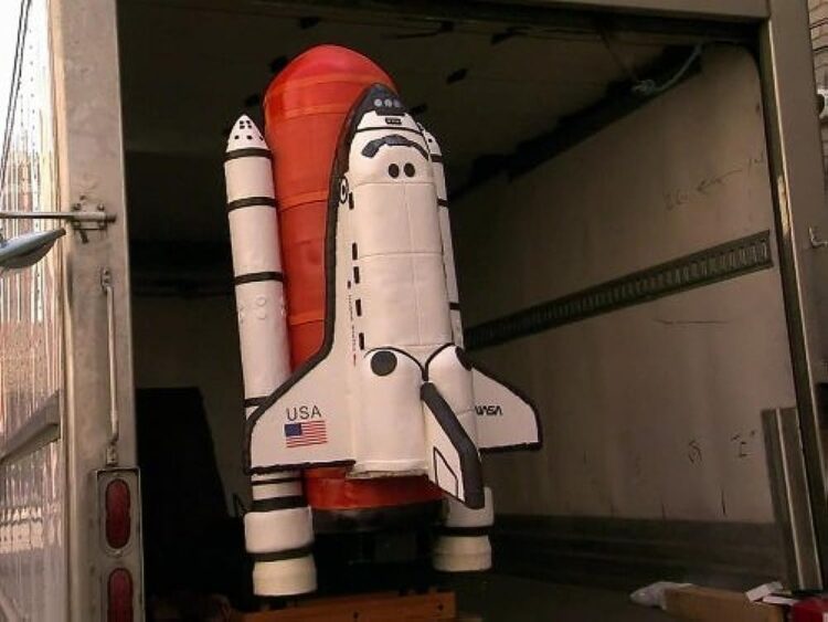 flying space shuttle cake