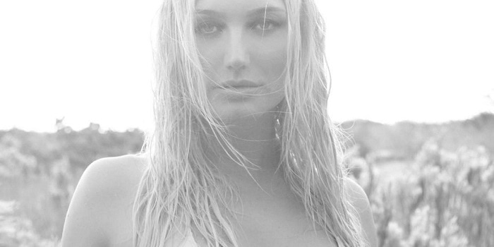 Brooke Hogan looking into the camera