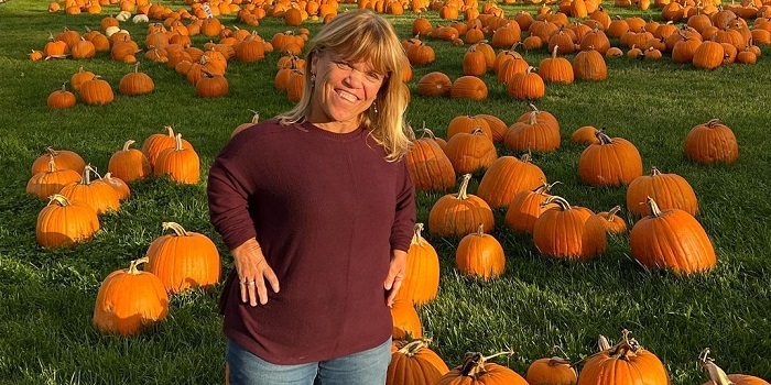 Amy Roloff in a Pumpkin Farm