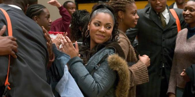 Ashanti as Kyra in Coach Carter