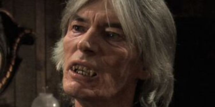 Billy Drago in Demon Hunter (2005)