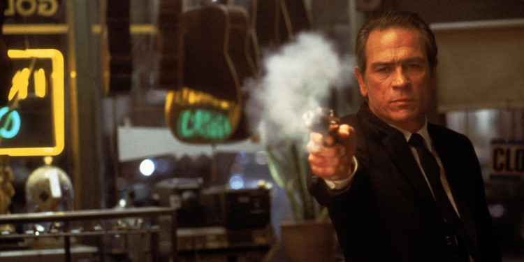 Tommy Lee Jones in Men in Black (1997)