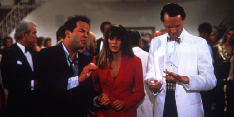 Kim Basinger and Bruce Willis in Blind Date (1987)