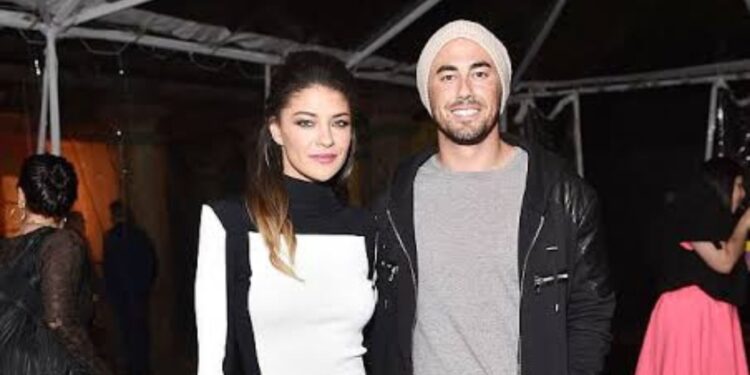 Aaron Rodgers and Jessica Szohr