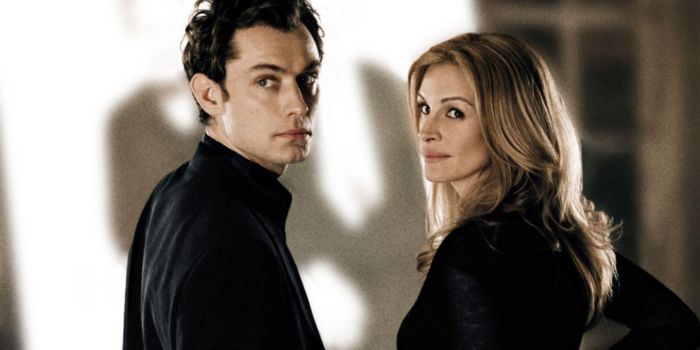 Jude Law and Julia Roberts