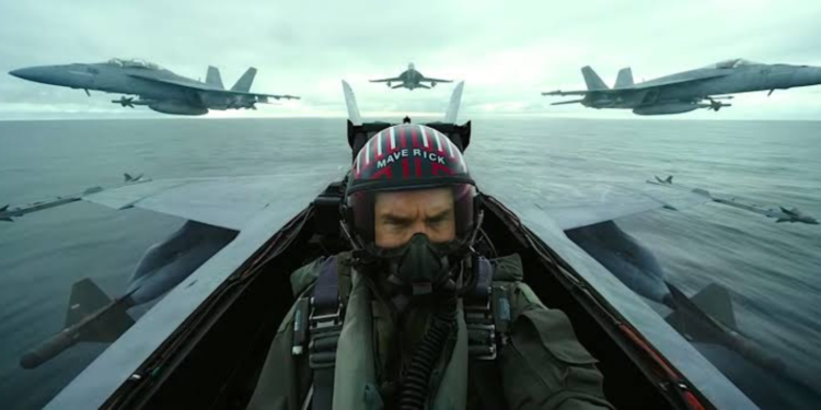 Top Gun Maverick fighter jet scene