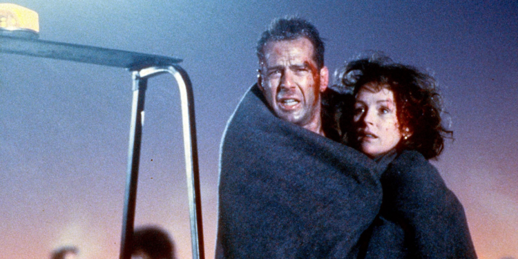 Bruce Willis and Bonnie Bedelia in Die Hard 2 