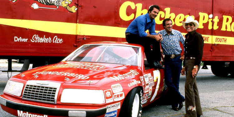 Burt Reynolds, Jim Nabors, and Hal Needham at an event for Stroker Ace (1983)