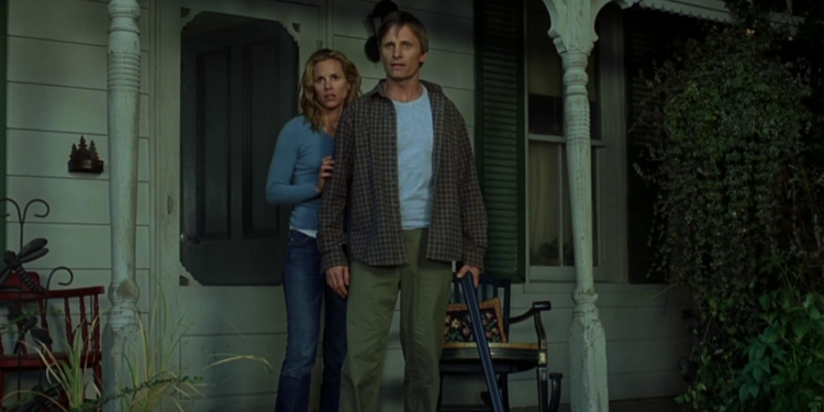 Viggo Mortensen and Maria Bello in A History of Violence (2005)