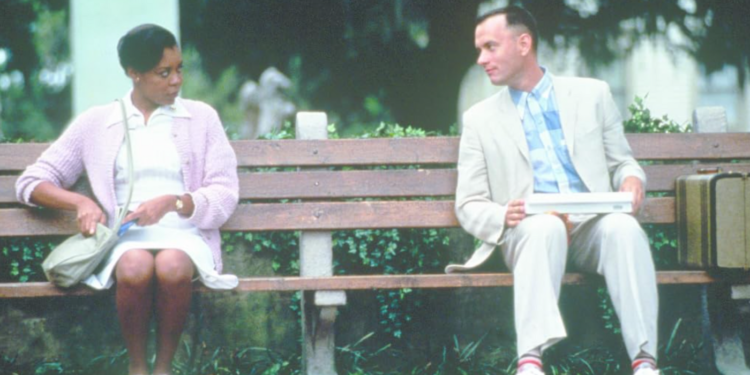 Tom Hanks and Rebecca Williams in Forrest Gump (1994)