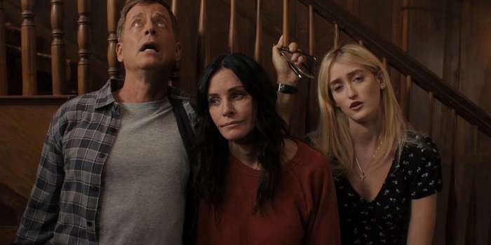 Courtney Cox and Co-Stars in Shining Vale