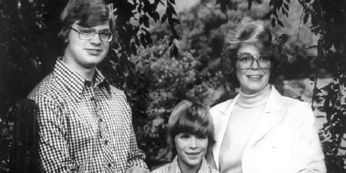 David Dhamer with his brother and mom