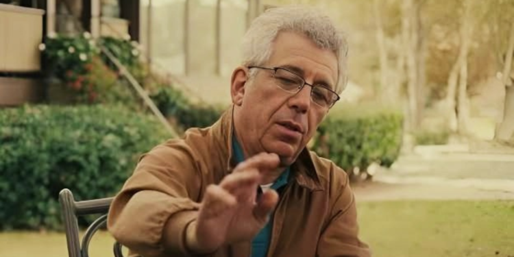 Eric Bogosian in Reptile (2023)