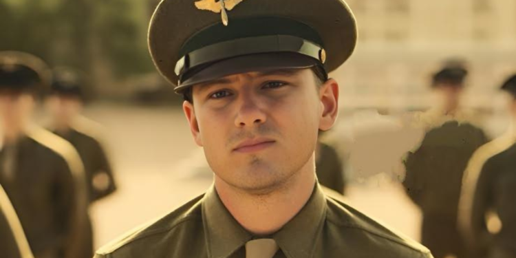 Lewis Pullman in Catch-22 (2019)