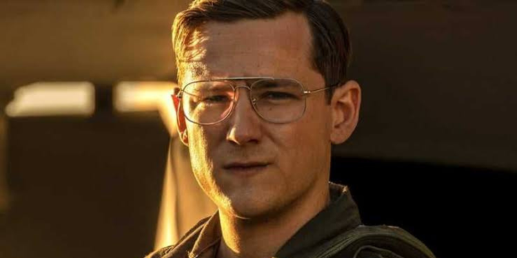 Lewis Pullman in Top Gun: Maverick