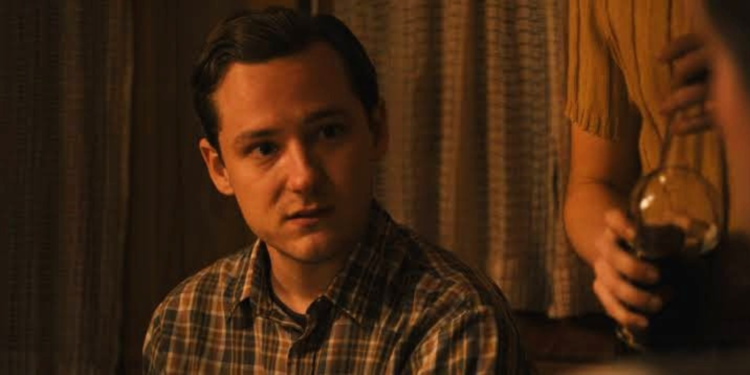 Lewis Pullman in Them That Follow (2019)