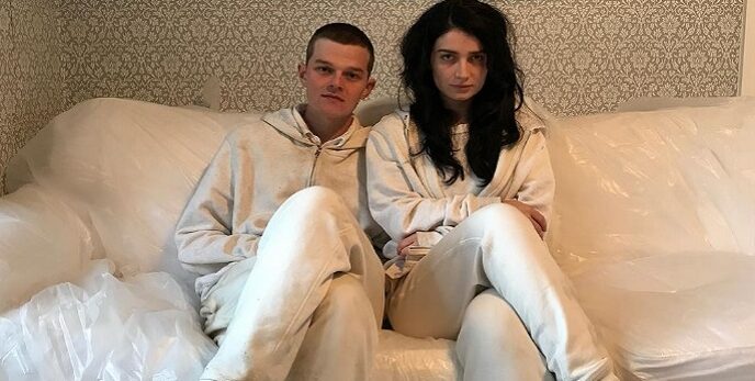 Robert Aramayo and Eve Hewson on the set of Behind Her Eyes