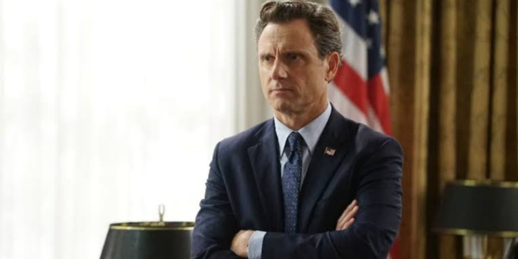 Tony Goldwyn in Scandal