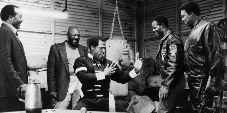 Jim Brown, Isaac Hayes, Keenen Ivory Wayans, Bernie Casey, and Steve James in I'm Gonna Git You Sucka (1988)