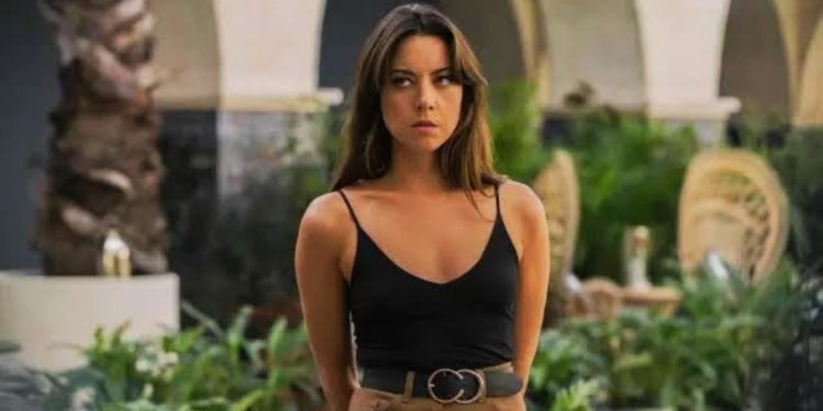 Aubrey Plaza in Operation Fortune: Ruse de Guerre