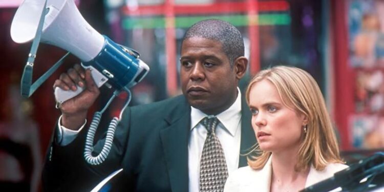 Forest Whitaker in Phone Booth (2002)