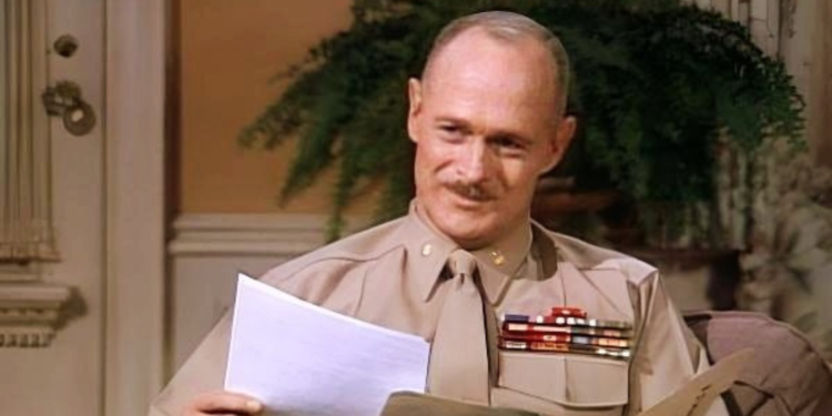 Gerald McRaney in Major Dad