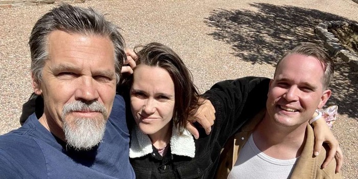 Josh Brolin and his children