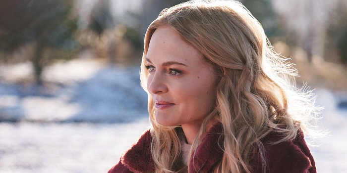 Heather Graham in Best. Christmas. Ever!