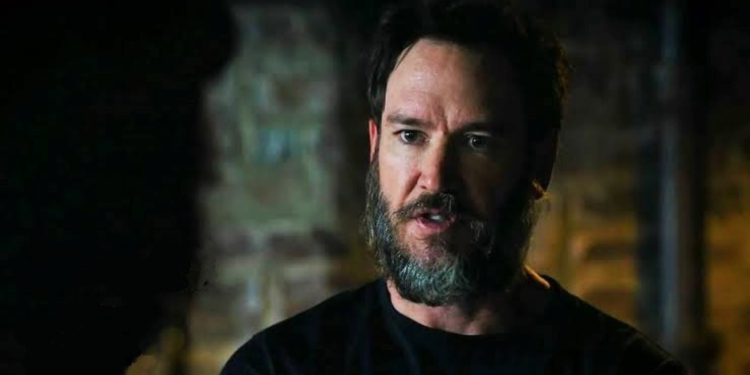 Mark-Paul Gosselaar as Sir in Found TV series