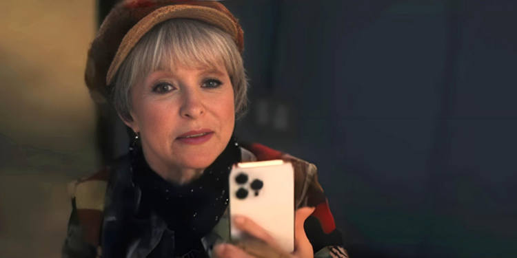 Rita Moreno in Family Switch (2023)