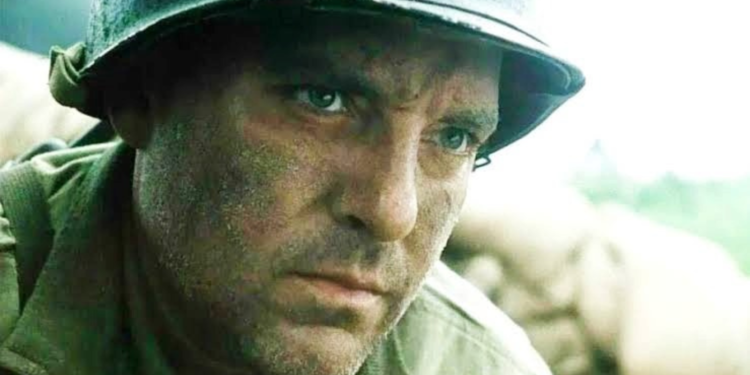 Tom Sizemore in Saving Private Ryan (1998)