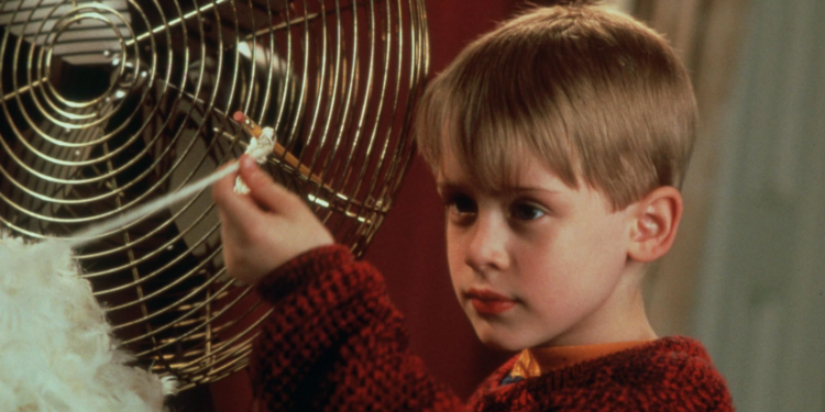 Macaulay Culkin in Home Alone (1990)