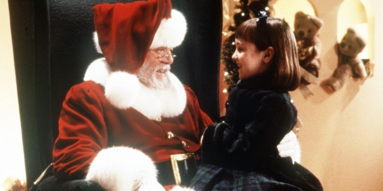 Richard Attenborough and Mara Wilson in Miracle on 34th Street (1994)