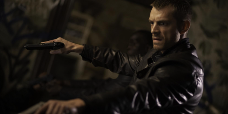 Joel Kinnaman in RoboCop (2014)