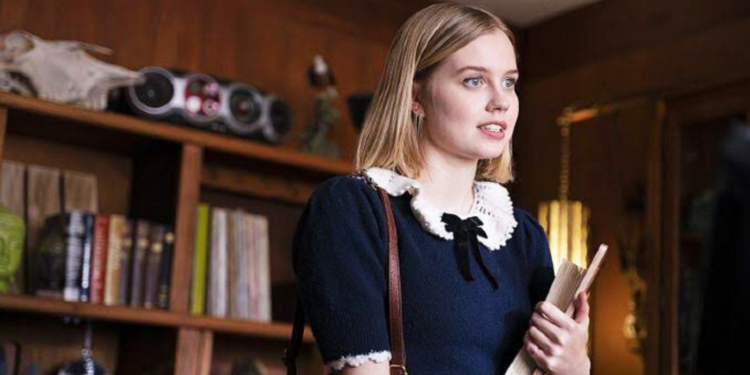 Angourie Rice in Honor Society (2022)