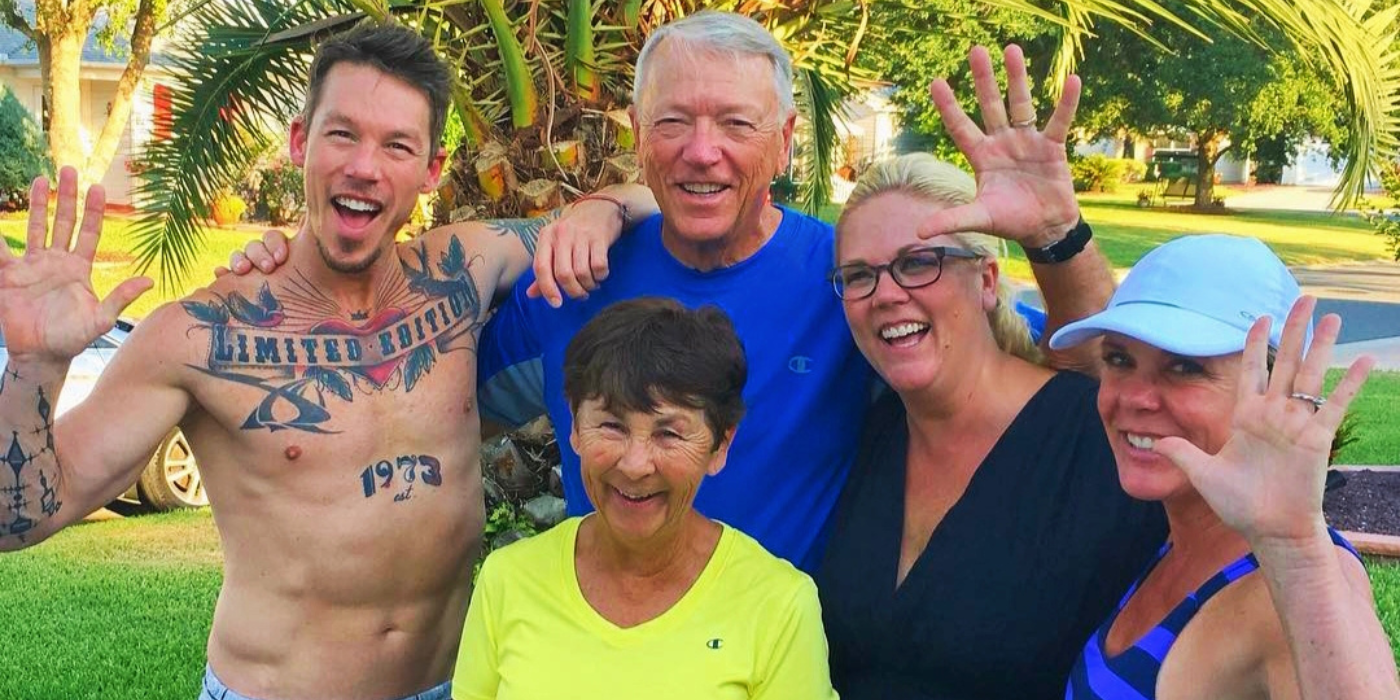 Does David Bromstad Have A Twin Brother? - TVovermind