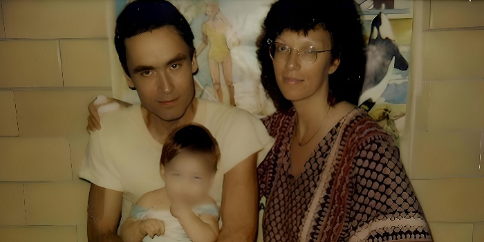 Ted Bundy with Carole Ann Boone and their daughter Rosa