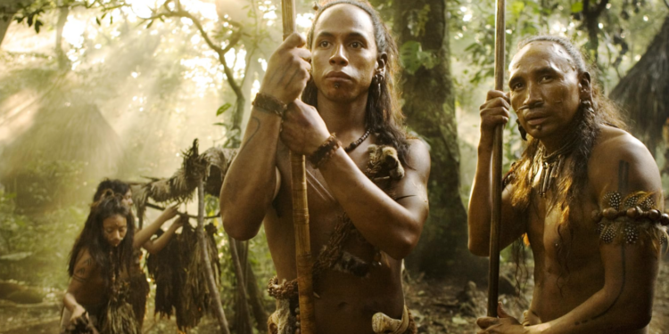 Morris Birdyellowhead and Rudy Youngblood in Apocalypto (2006)