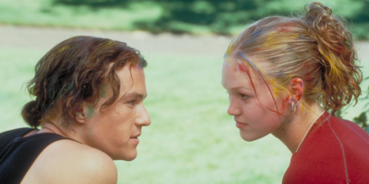 Heath Ledger and Julia Stiles in 10 Things I Hate About You (1999)