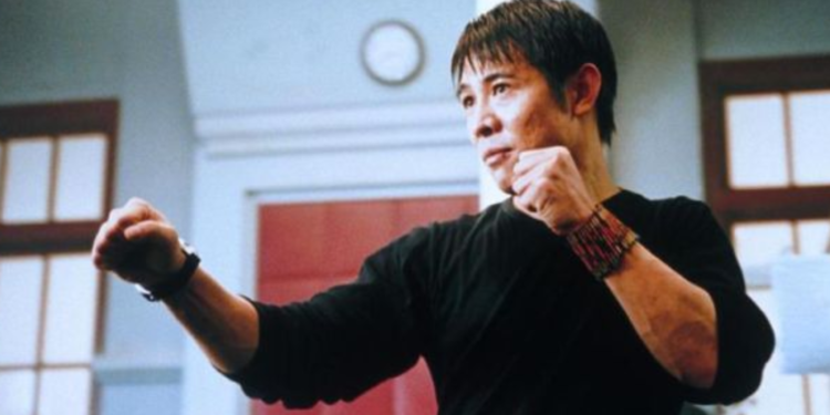 Jet Li in Kiss of the Dragon (2001)