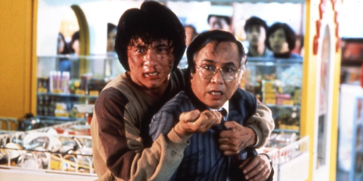 Jackie Chan and Yuen Chor in Police Story (1985)