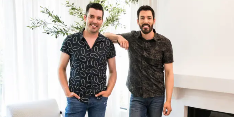 Jonathan Scott and Drew Scott