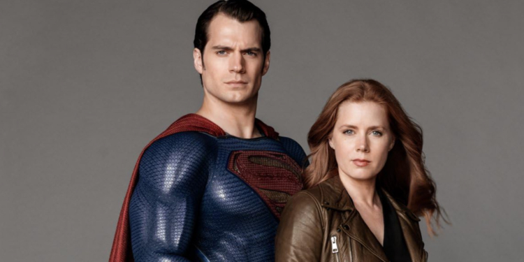 Amy Adams and Henry Cavill in Batman v Superman: Dawn of Justice (2016)