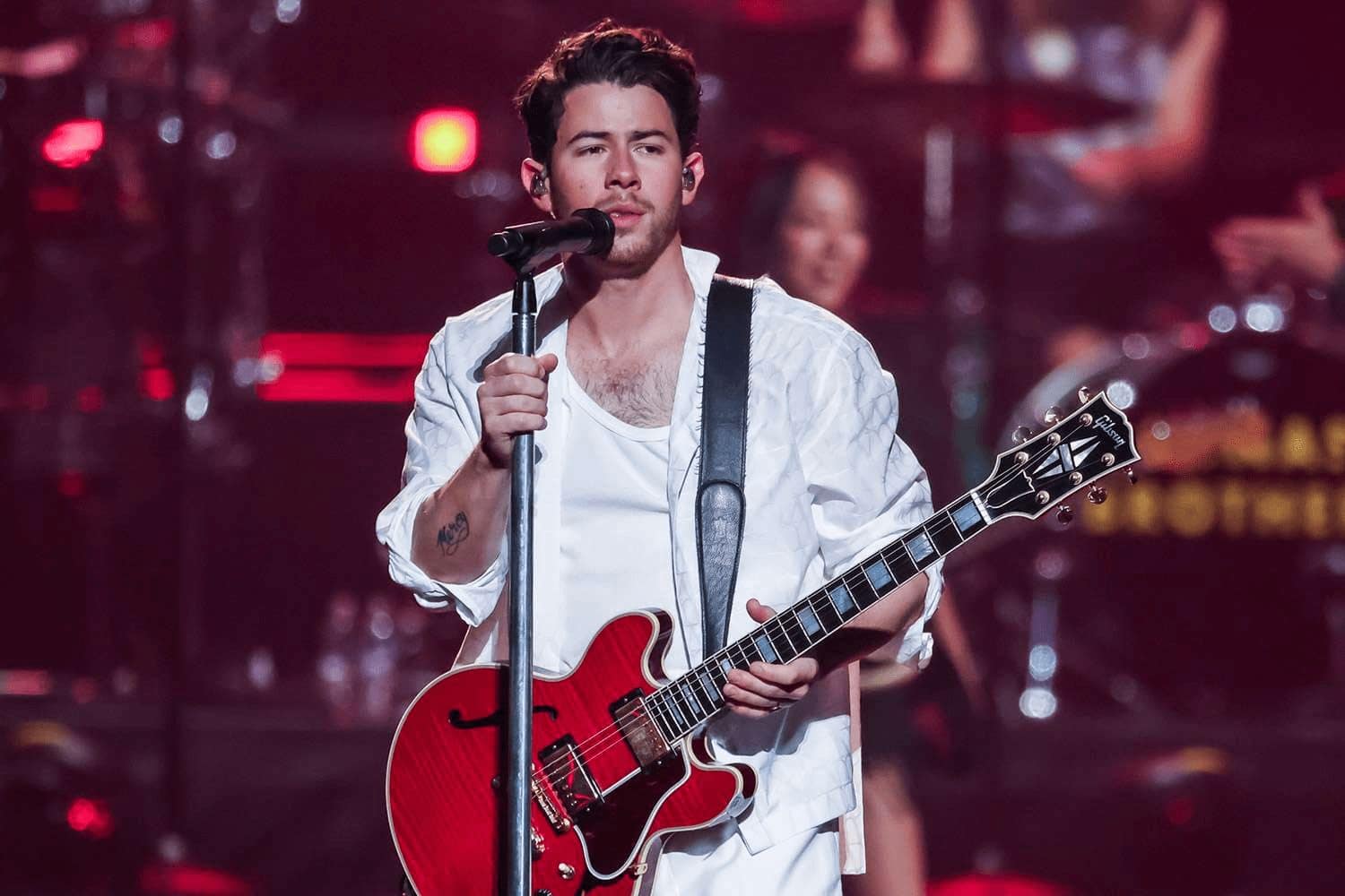 When Did Nick Jonas Perform His First Concert In India (&#038; Why Fans Loved It)