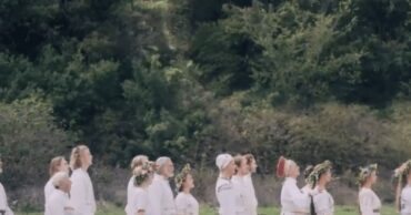 Top 5 Midsommar Scenes That Will Haunt Your Daylight