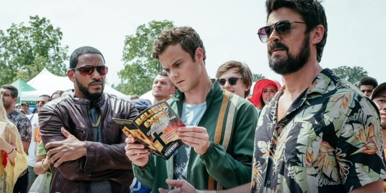  Laz Alonso, Karl Urban, and Jack Quaid in The Boys (2019)