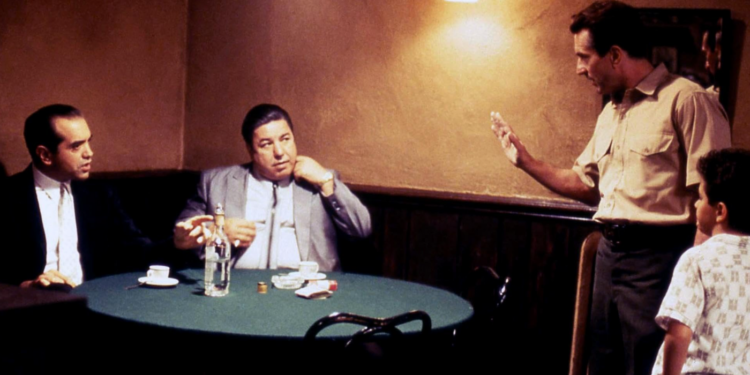 Robert De Niro, Chazz Palminteri, Francis Capra, and Clem Caserta in A Bronx Tale (1993)